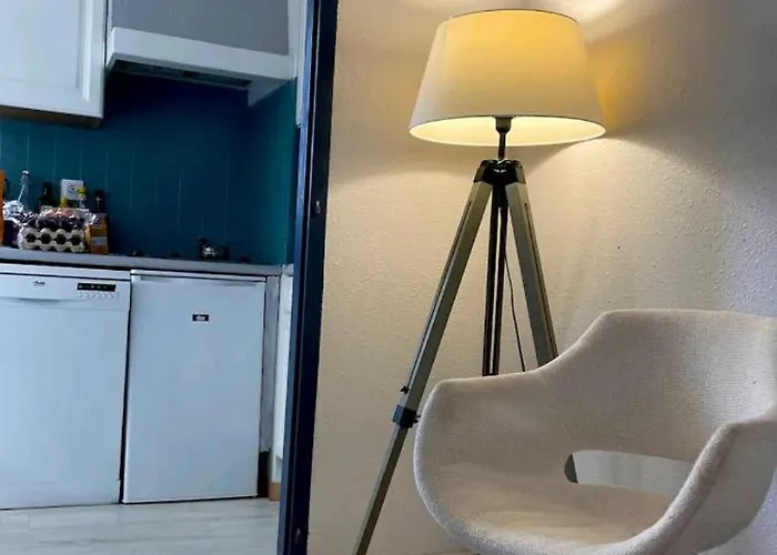 à Côté De La * La Rochelle (Charente-Maritime)