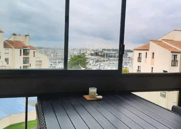 à Côté De La La Rochelle (Charente-Maritime)